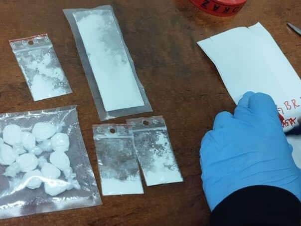 A duo arrested in Prijedor for planning smuggling, cocaine and a gun were found on them