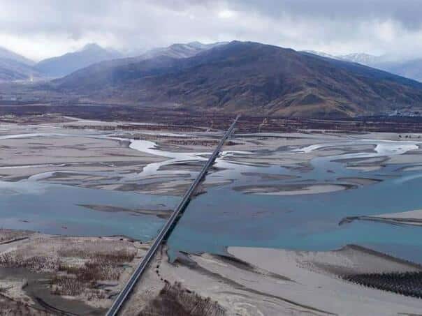 China broke the longest tunnel in the world in the province of Xinjiang