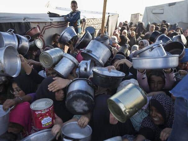 Macron calls for immediate and abundant humanitarian aid for Gaza