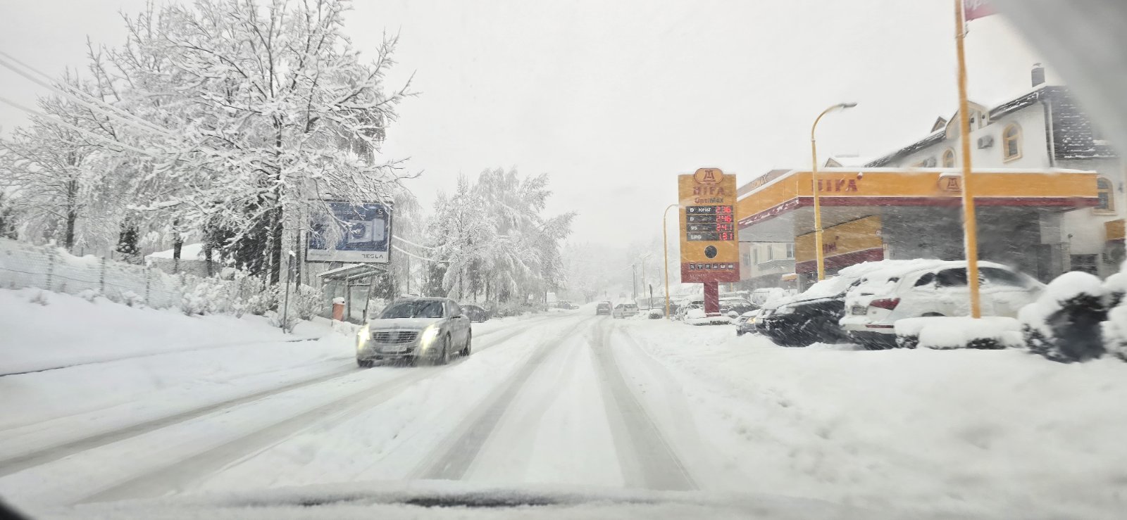 Today mostly cloudy weather with light snow