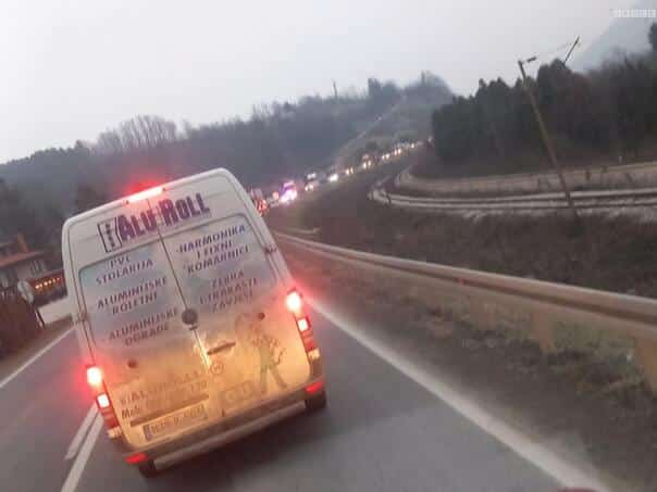 Four people were injured in a traffic accident near Žepč