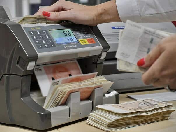 Today, the payment of pensions in the Federation of BiH: The lowest amount is 573.53 KM