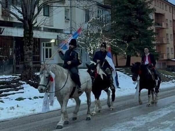 While lilies are being confiscated in RS, Chetniks are parading in Bosanski Grahovo