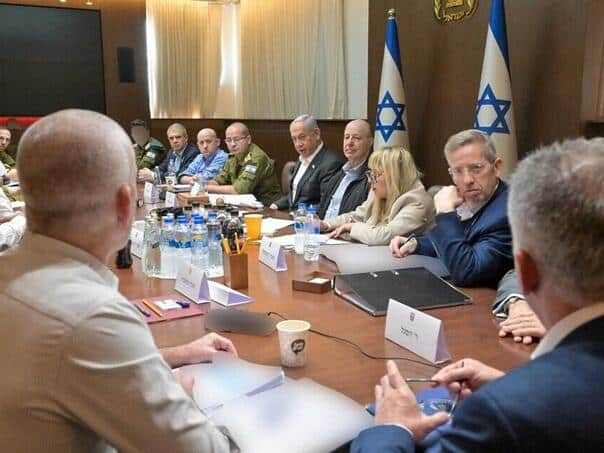 Israeli government approves ceasefire agreement with Hamas