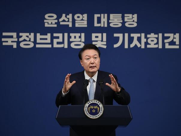 Crisis in South Korea: They are trying to arrest the impeached president
