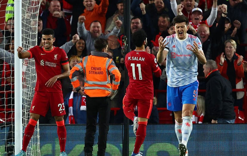 Liverpool or United, the weekend game starts at 17:30
