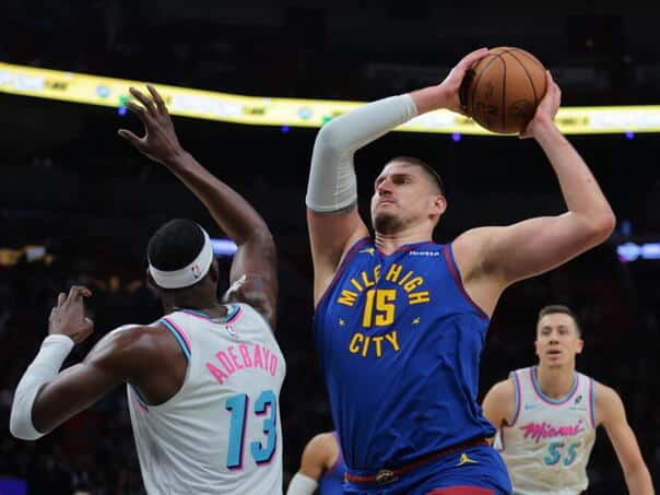 Nikola Jokić amazed the world with a genius pass
