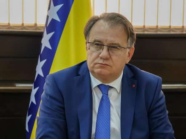 Nikšić announced that he would hold a meeting with representatives of pricing