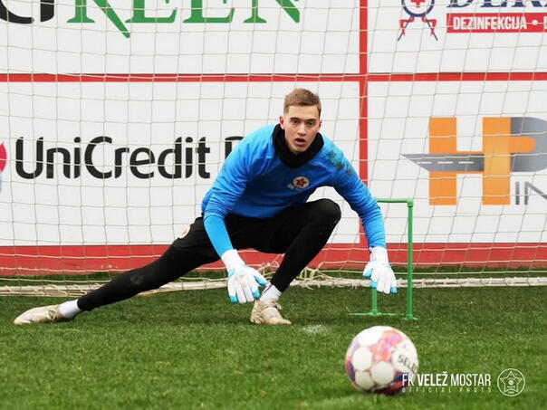 The new goalkeeper at Velež training