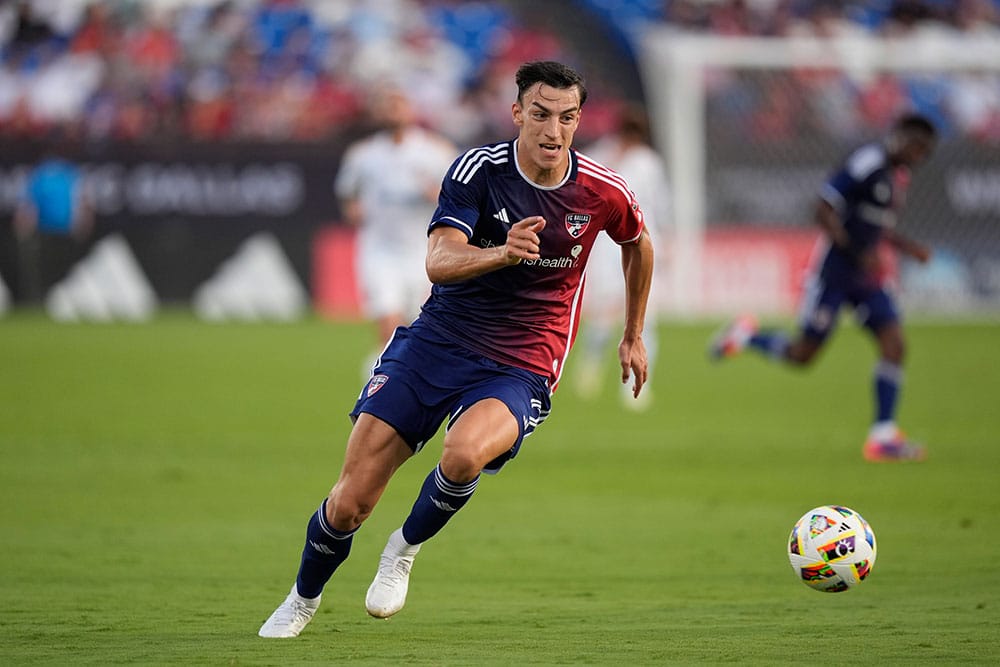 Petar Musa about to go to the Premier League?