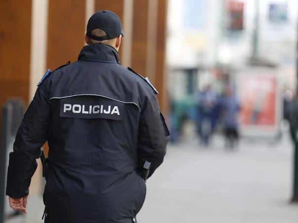 KS MUP police officer accused of fornicating with a minor