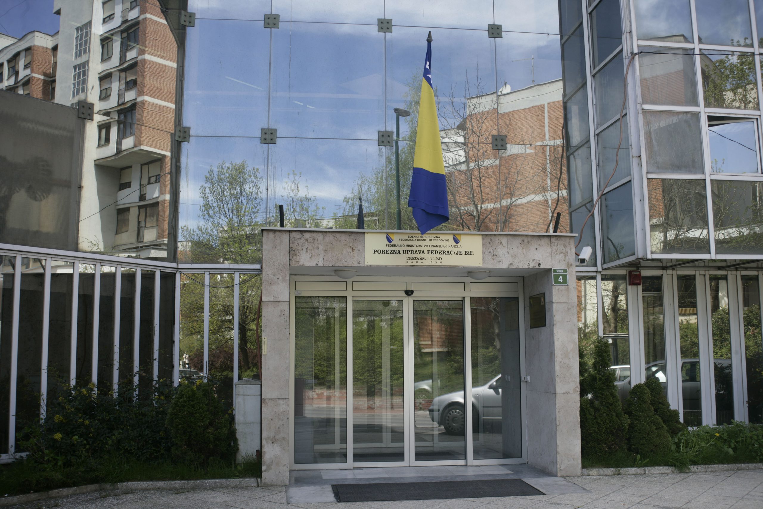 Big action of the FBiH Tax Administration: 46 facilities were closed, fines of 355,400 KM were imposed.