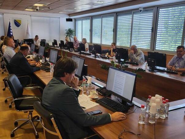 Deadlines for reporting assets of judges and prosecutors have been repealed