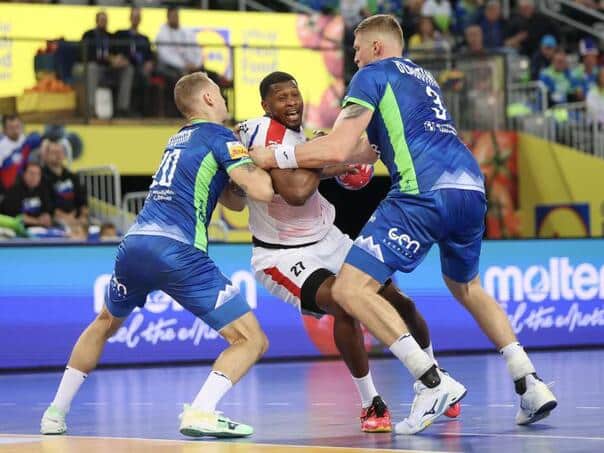 Handball favorites recorded sure victories