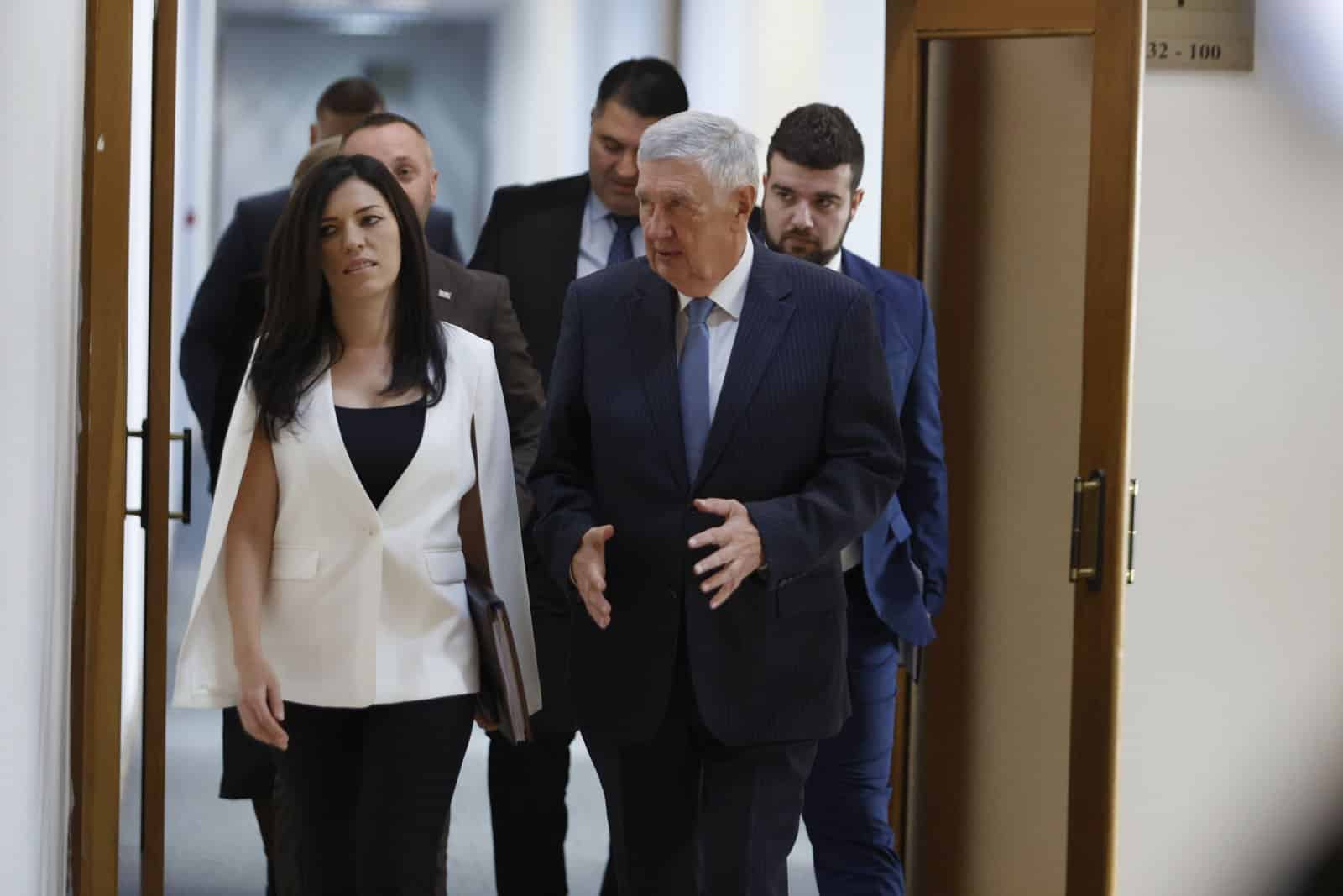 Nebojša Radmanović was fired! SNSD said ‘you will get paid’