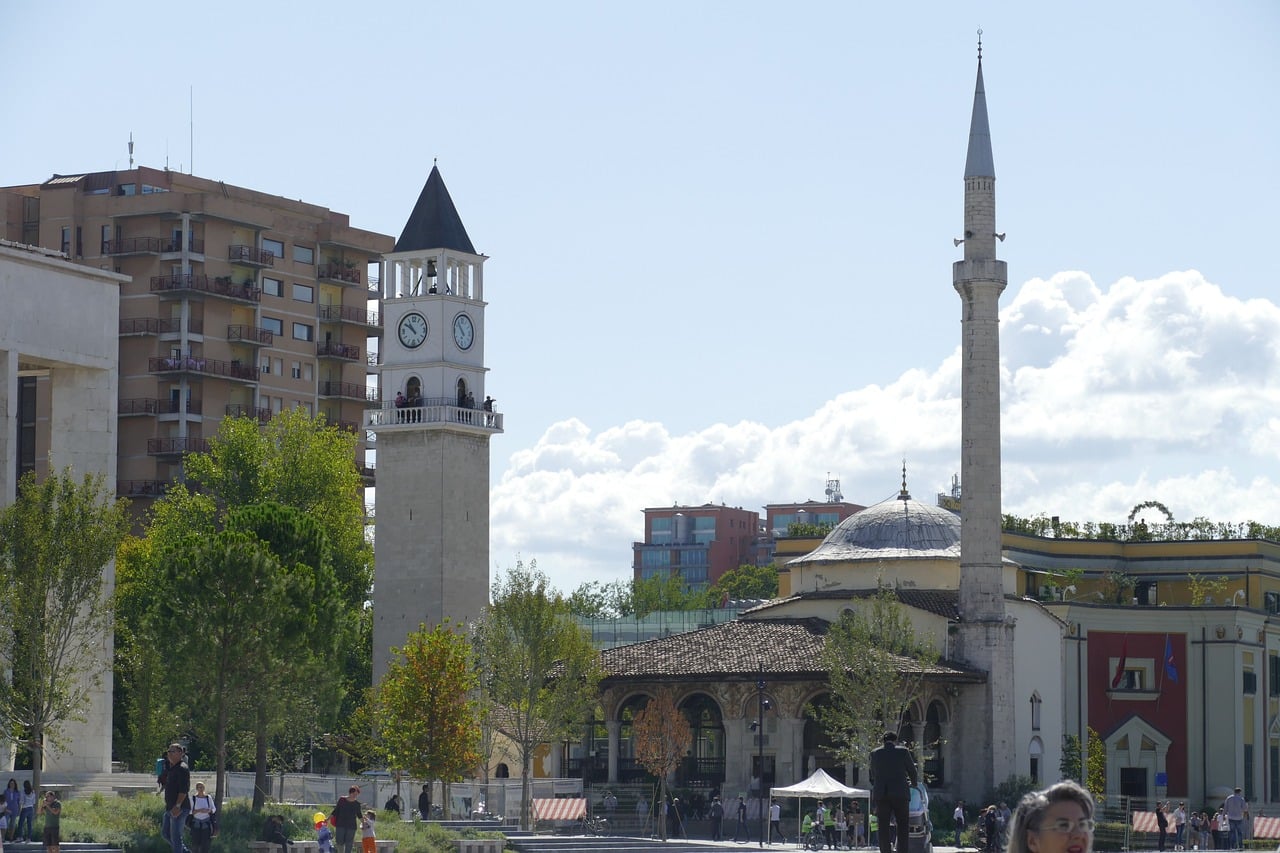 At the back of the Western Balkans: Albania is far ahead of BiH on the European road