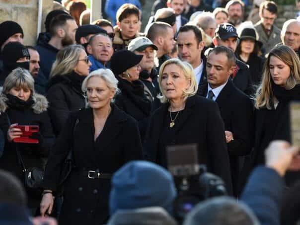 Jean-Marie Le Pen buried surrounded by family and friends