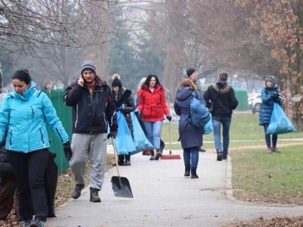 More than 15,000 kg of waste was collected on the first day of the cleaning campaign in the municipality of Novo Sarajevo