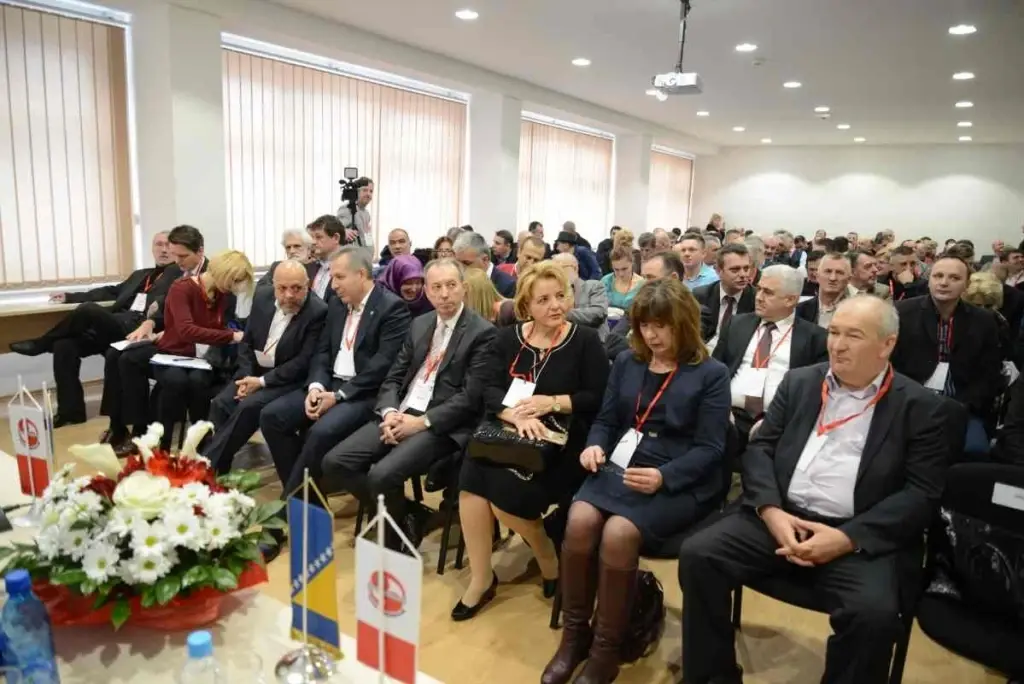 Trade union chaos in BiH: Federation of independent unions and further without legal president