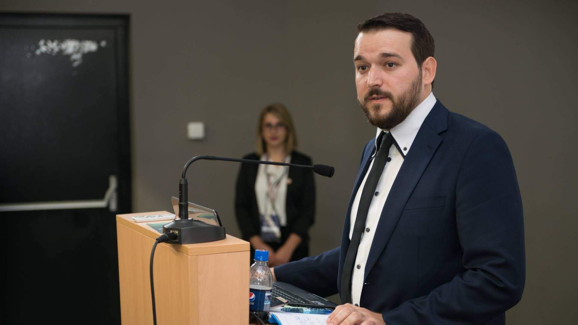 Čavalić: Why can Orašje be exempt from banning work on Sundays, and Tešanj can’t?