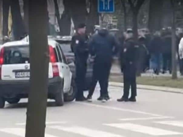 Banja Luka: a rung girl at the park where the rally was held, the driver tried to escape