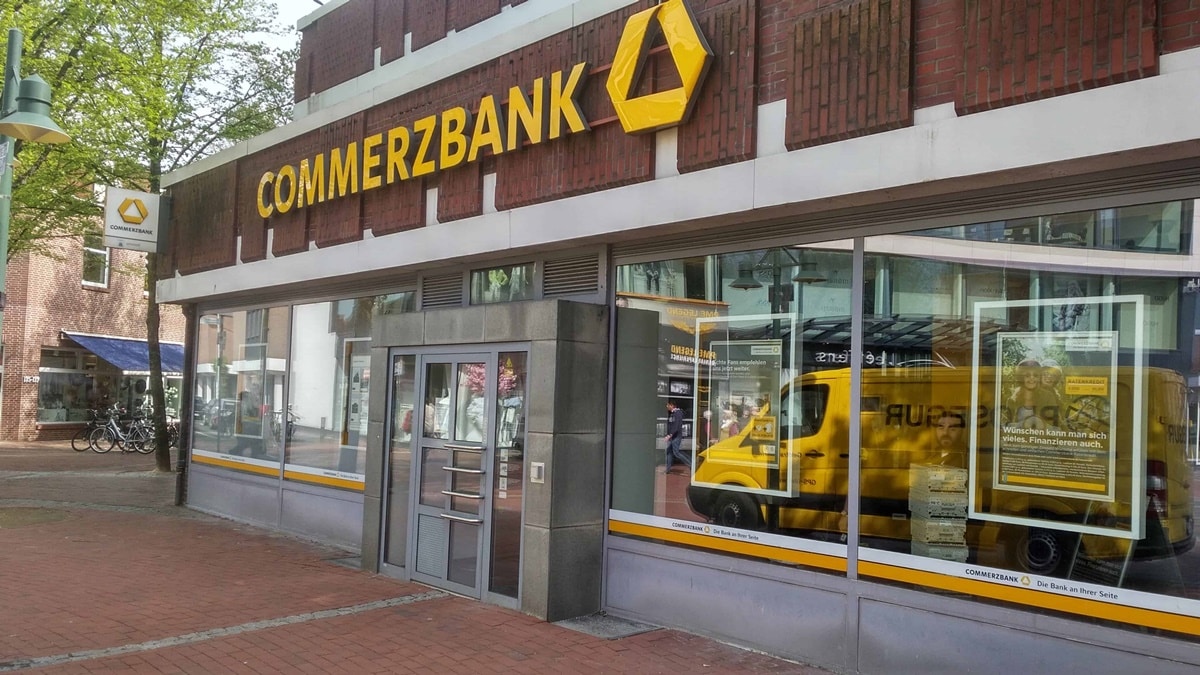 Velika Germany Bank Gas nearly 4,000 jobs