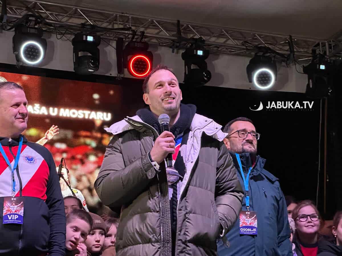 Euphoria in Mostar: Many fans welcomed Croatian handball players