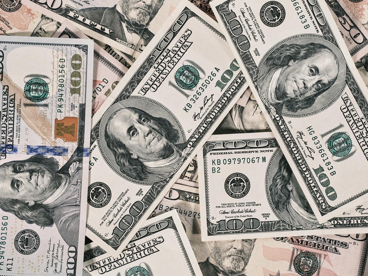 Dollar weakened the third week in a row