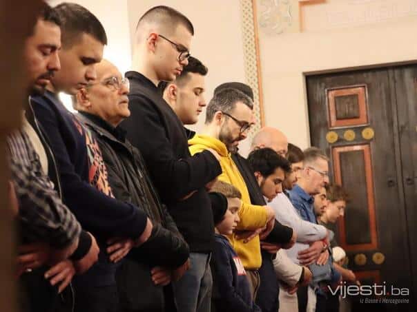 PHOTO / VIDEO: The first terovium in Gazi Husrev-Begovov mosque