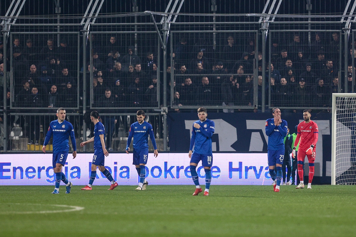 Dinamo fans raging on administration, almost everyone criticizes the same player