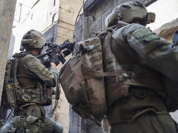 Israeli army killed four Palestinians in Gaza despite the fire break-up agreement