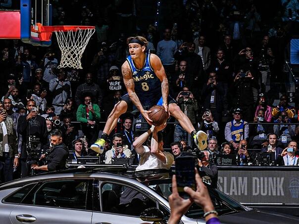 McClung became the first triple consecutive dunk champ in the NBA