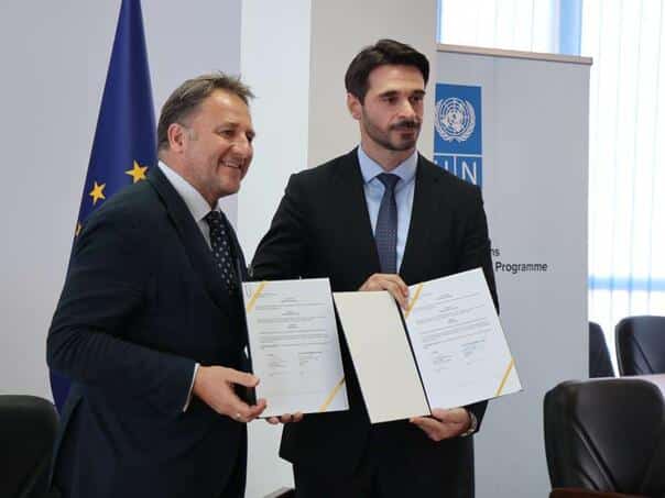 The FBiH Ministry of Justice and five municipalities signed an agreement on the digitization of public services