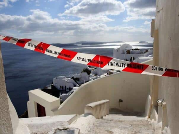 A number of earthquakes hit the island of Santorini, the authorities declared a state of emergency