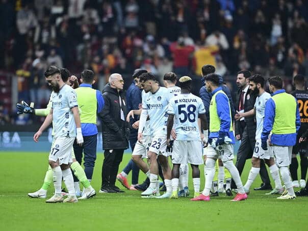 New Scandal in Turkey: Adana withdrew from the field against Galati