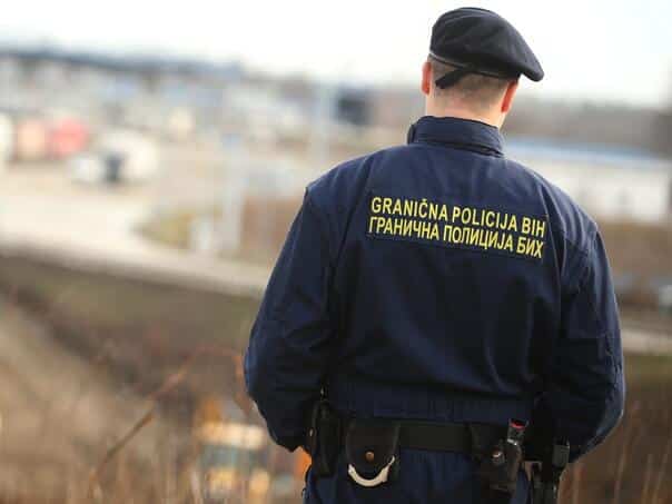 Border crossings became a fugitive trap, 16 people arrested in January