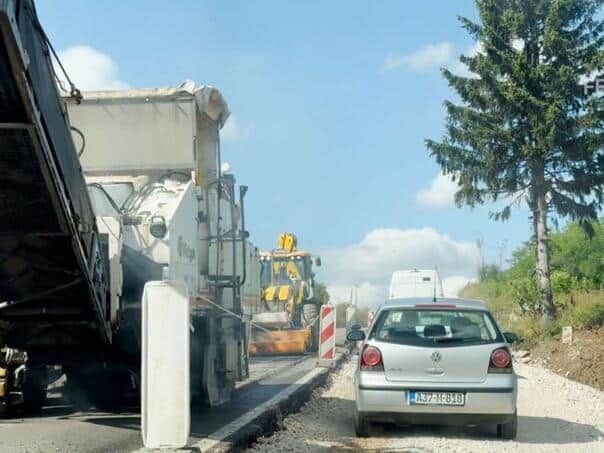 Wide BiH caution due to rinse on roads, works are performed on numerous shares