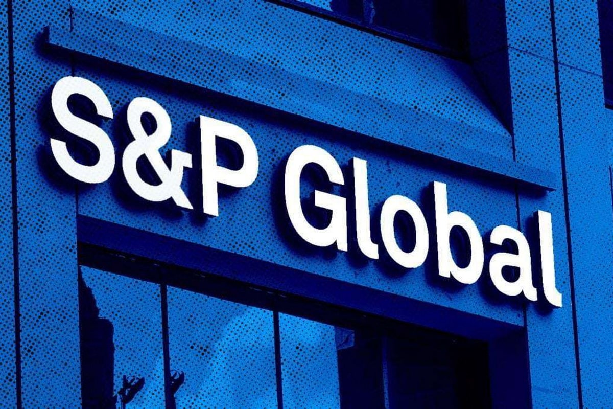 The value of the S & P 500 fell and four consecutive day
