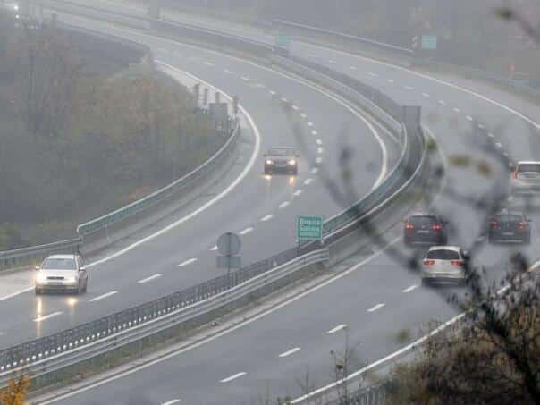 Road condition in BiH: Traffic suspensions and stock works