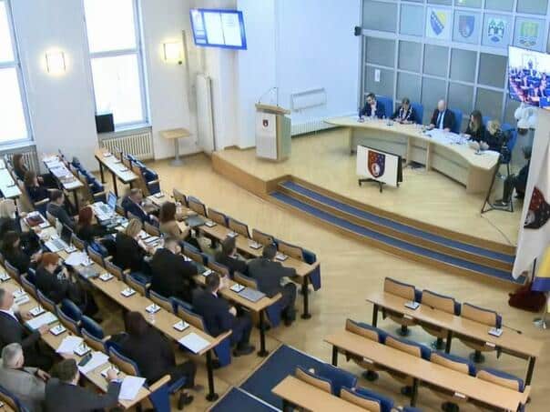 The Law on Electronic Management in KS was adopted