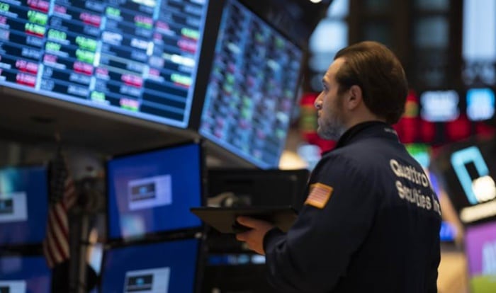 Optimism disappeared from Wall Street