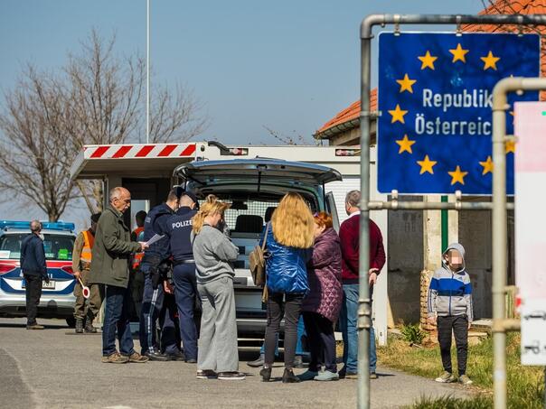 Austria bans the merger of family for asylum seekers
