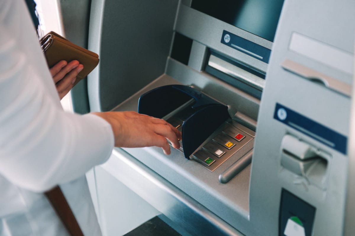 As many as 18.4 billion KM amounted to the value of card transactions in BiH last year