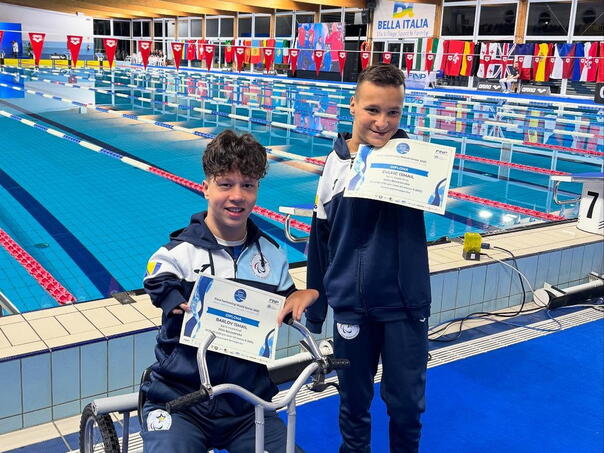 Barlov and Zulfić also broke the second day of the World Series!