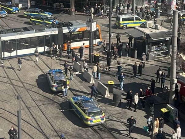 Horror in the center of Mannheim: the car flowed in pedestrians, at least one person dead