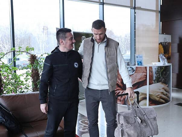 Jack and everyone else arrived at the gathering, BiH national team complete