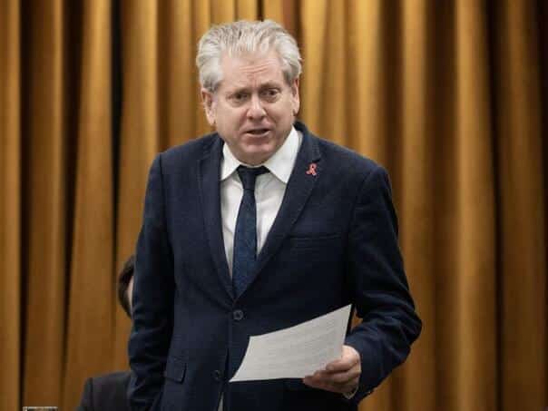 Canadian Politicians: Trump Bo Europeans and Canadians could send to camps
