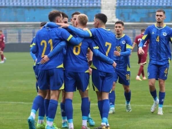 Young Dragons play with Serbia and Montenegro, Marinovic published a list