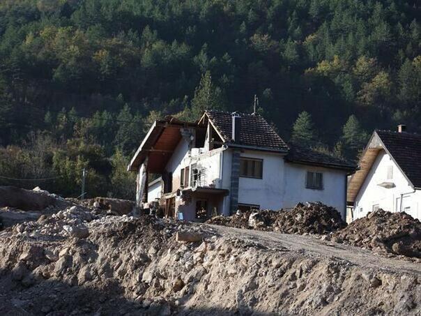 Ordered emergency evacuation in villages around Jablanica