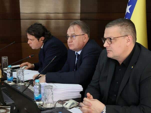 It is not true to open new offices and jobs in the Prime Minister and Deputy